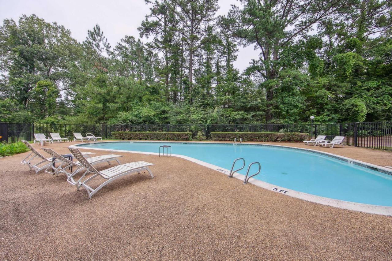 Stylish Tyler Townhome With Wfh-Friendly Workspace! Exterior photo