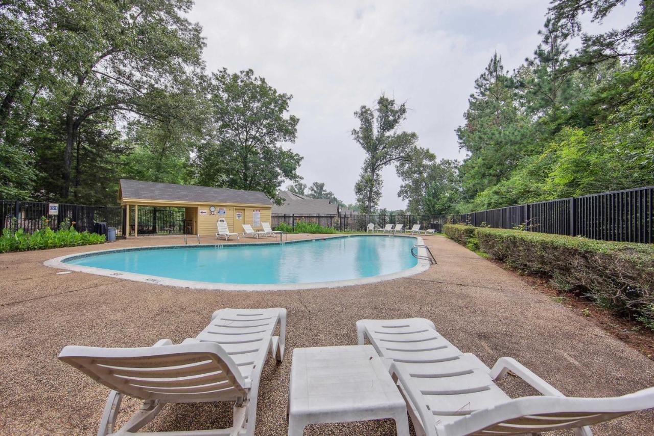 Stylish Tyler Townhome With Wfh-Friendly Workspace! Exterior photo